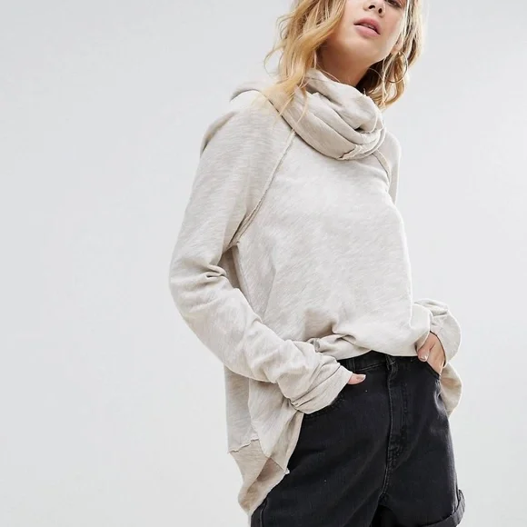 Free people cocoon cowl neck sweater hotsell